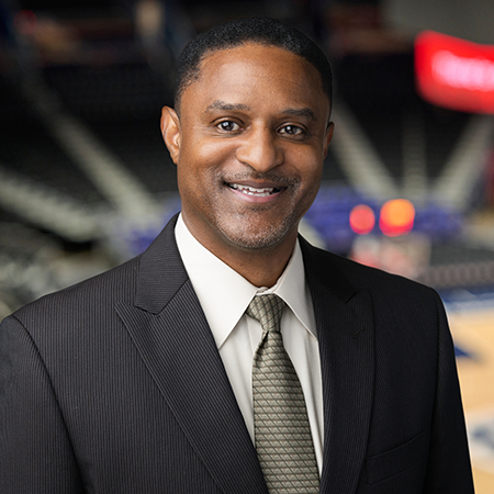 portrait of Darius Dunn