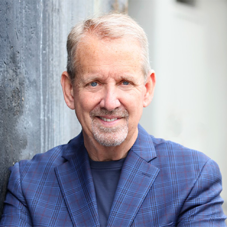 Richard Anderson, CVE, portrait